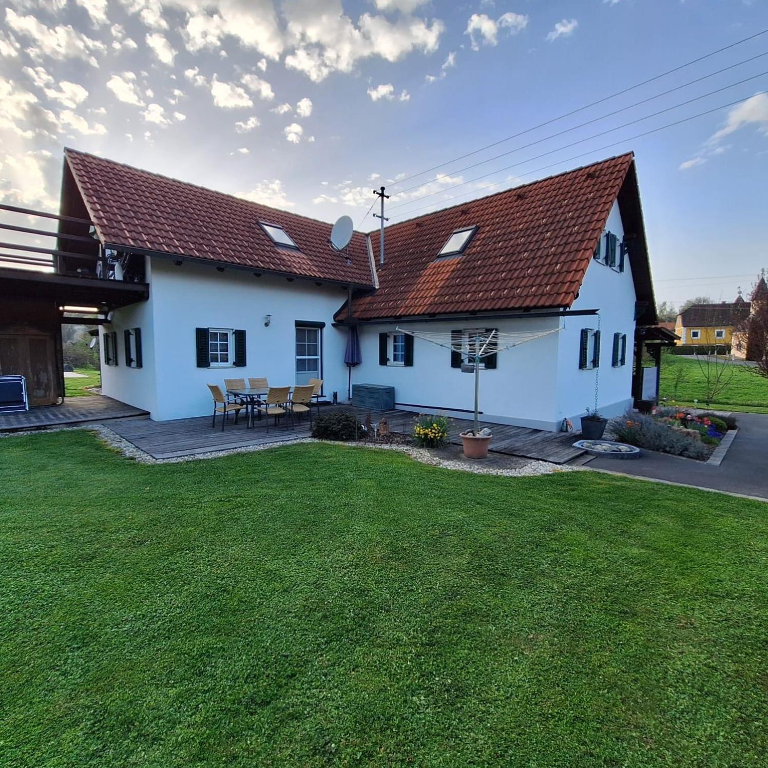 Ferienhaus Am Bach Kirchberg an der Raab Екстер'єр фото